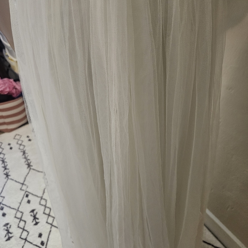 Strapless Sweetheart White Tulle Maxi Dress - Picture 10 of 16